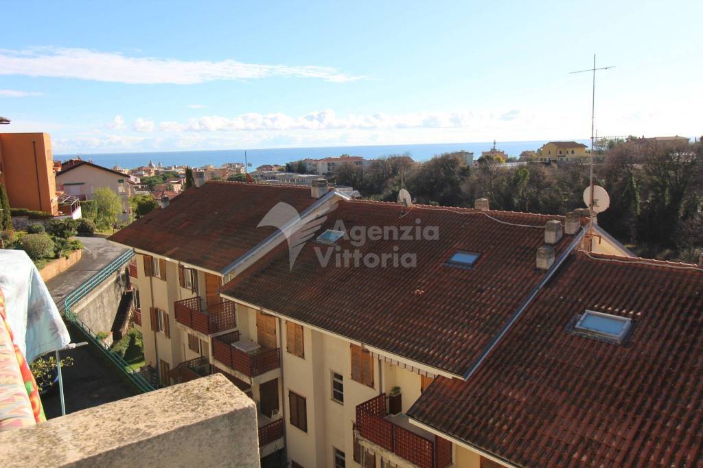 appartamento in vendita a Ceriale