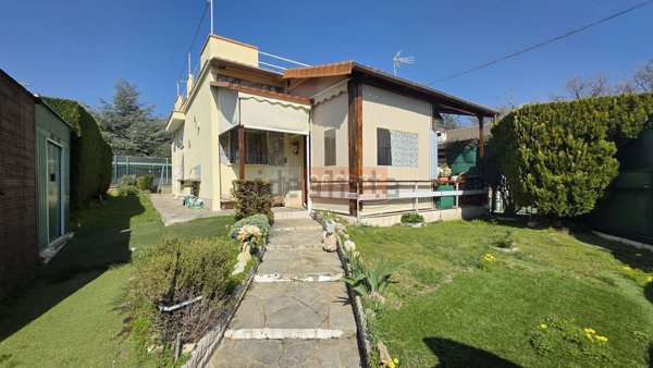 casa indipendente in vendita a Ceriale