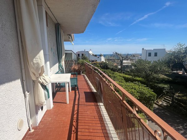 appartamento in vendita a Ceriale