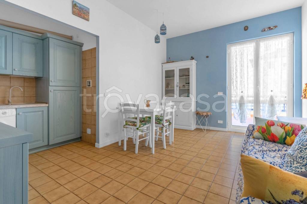 appartamento in vendita a Ceriale