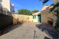 casa indipendente in vendita a Ceriale