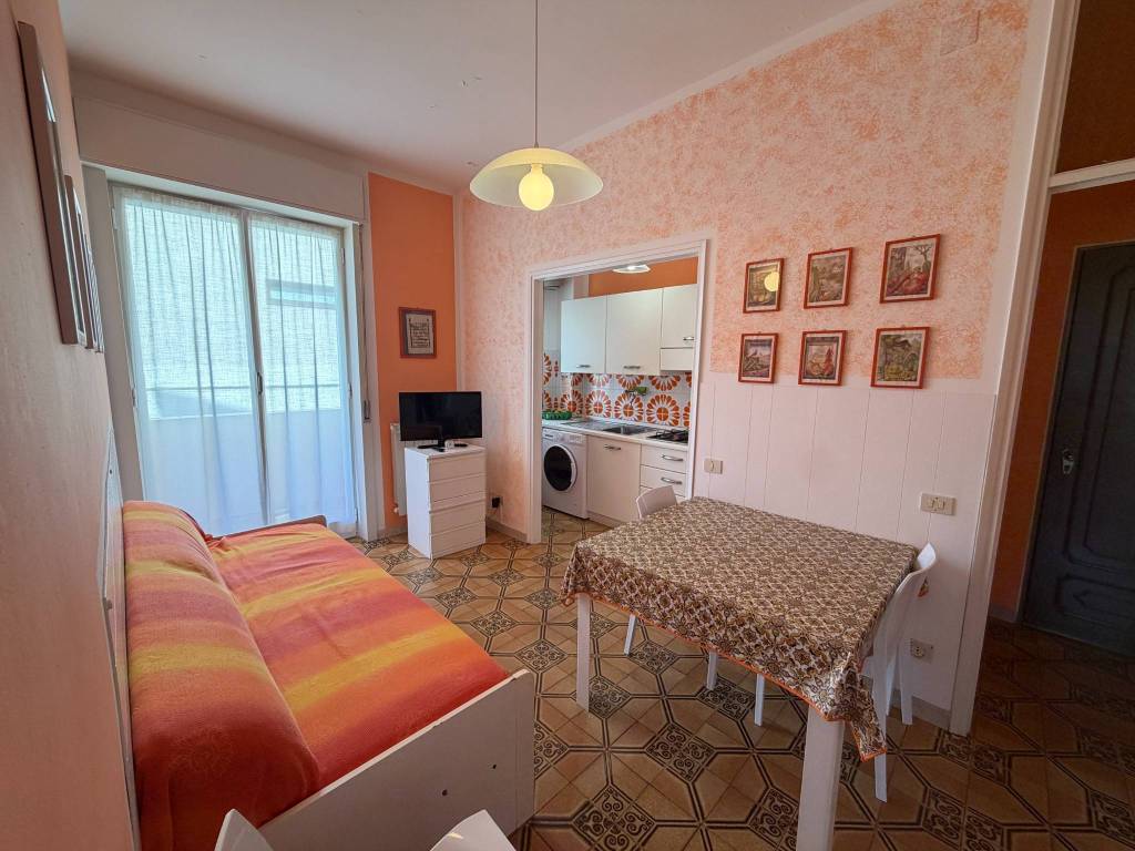 appartamento in vendita a Ceriale