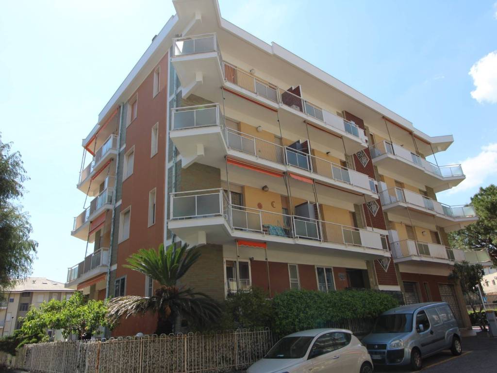 appartamento in vendita a Ceriale