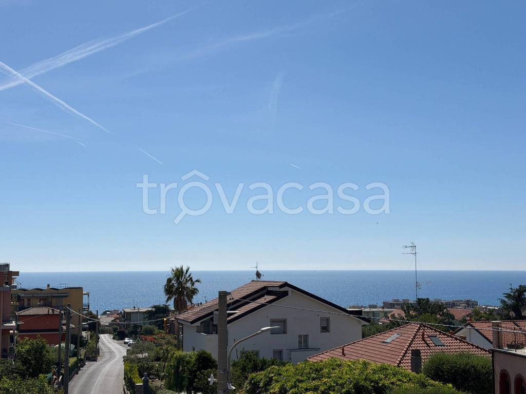 appartamento in vendita a Ceriale
