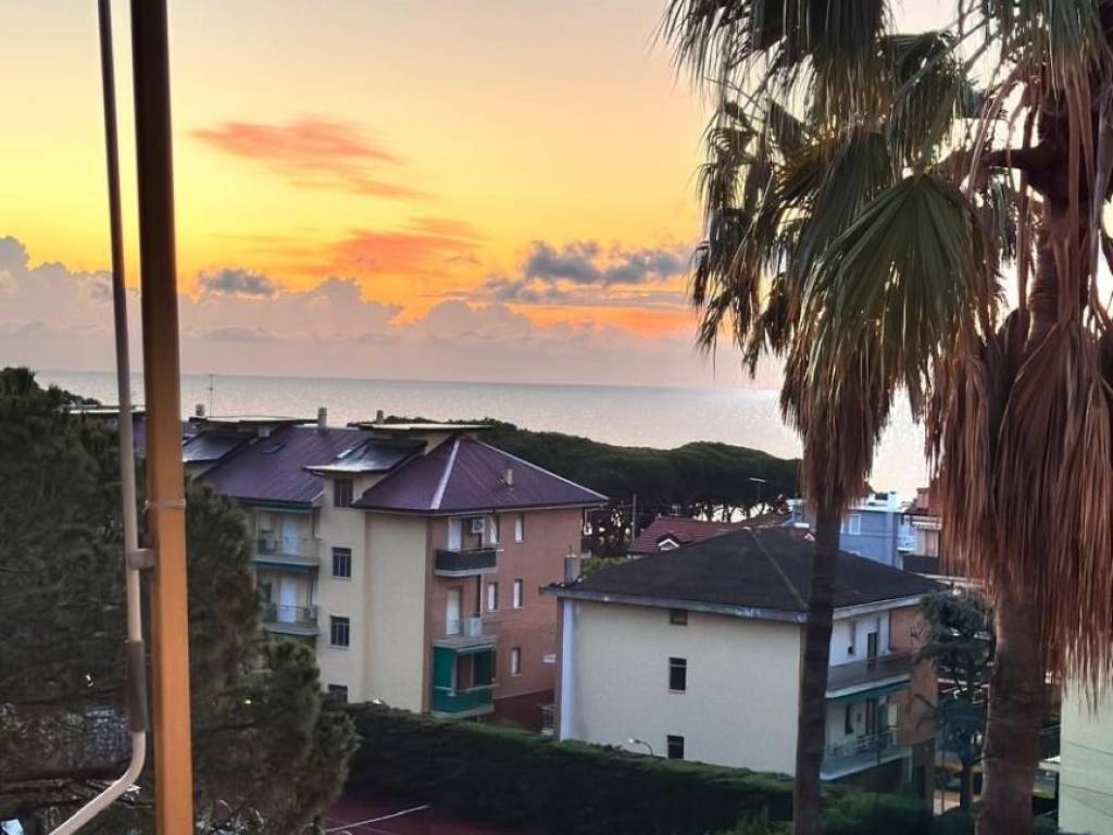 appartamento in vendita a Ceriale