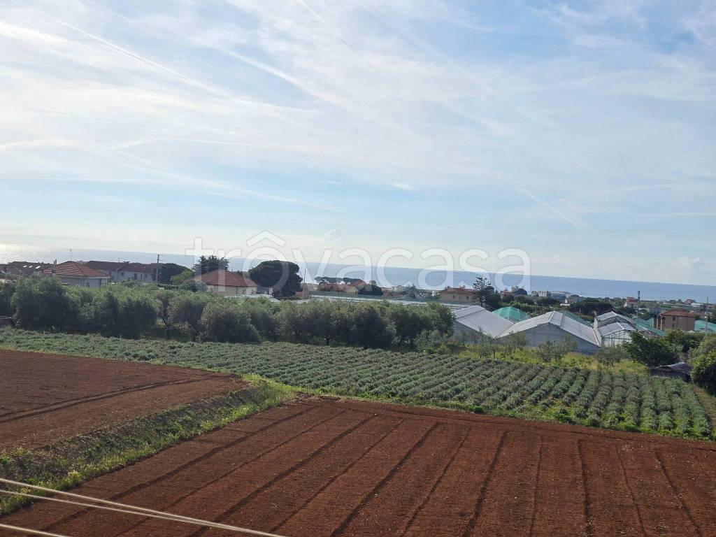 appartamento in vendita a Ceriale