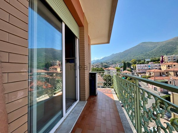 appartamento in vendita a Ceriale