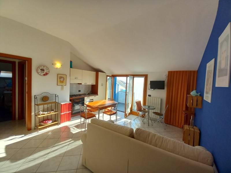appartamento in vendita a Ceriale