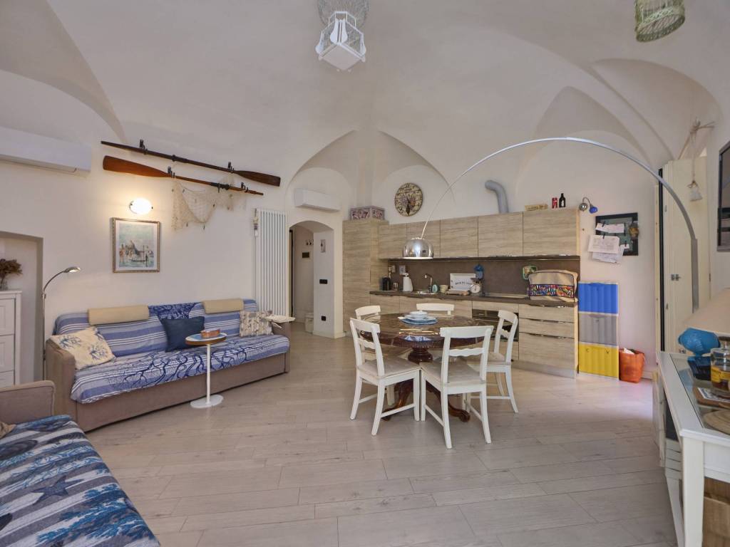 appartamento in vendita a Ceriale