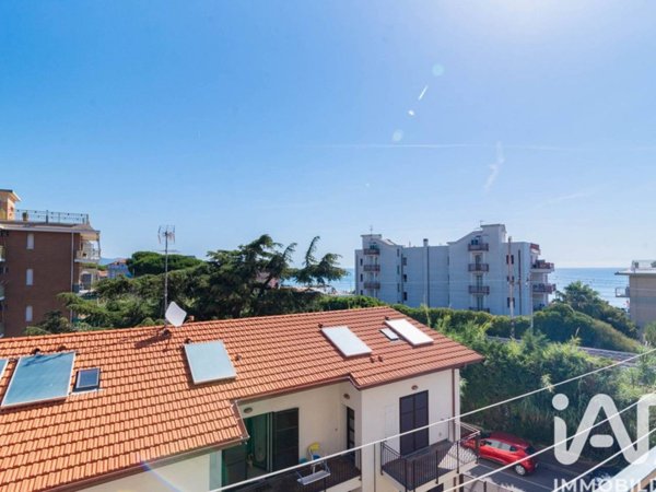 appartamento in vendita a Ceriale
