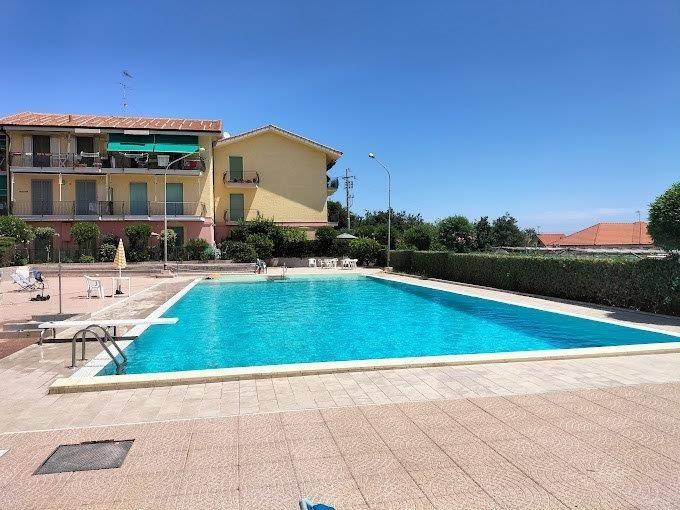 appartamento in vendita a Ceriale in zona Peagna