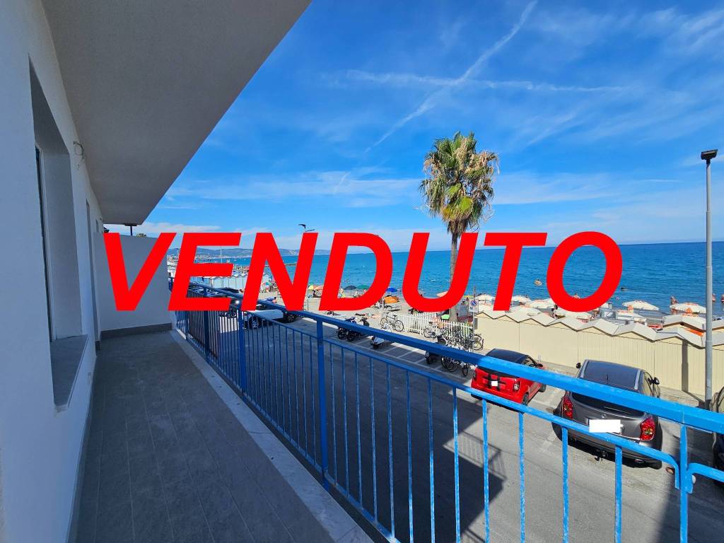 appartamento in vendita a Ceriale