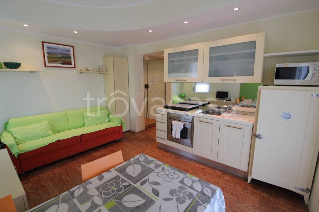 appartamento in vendita a Ceriale