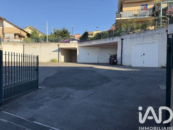 box auto in vendita a Ceriale