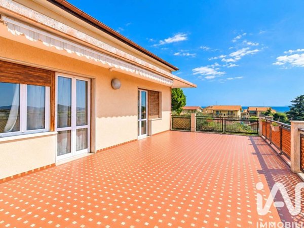 appartamento in vendita a Ceriale in zona Peagna