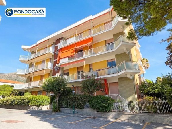appartamento in vendita a Ceriale