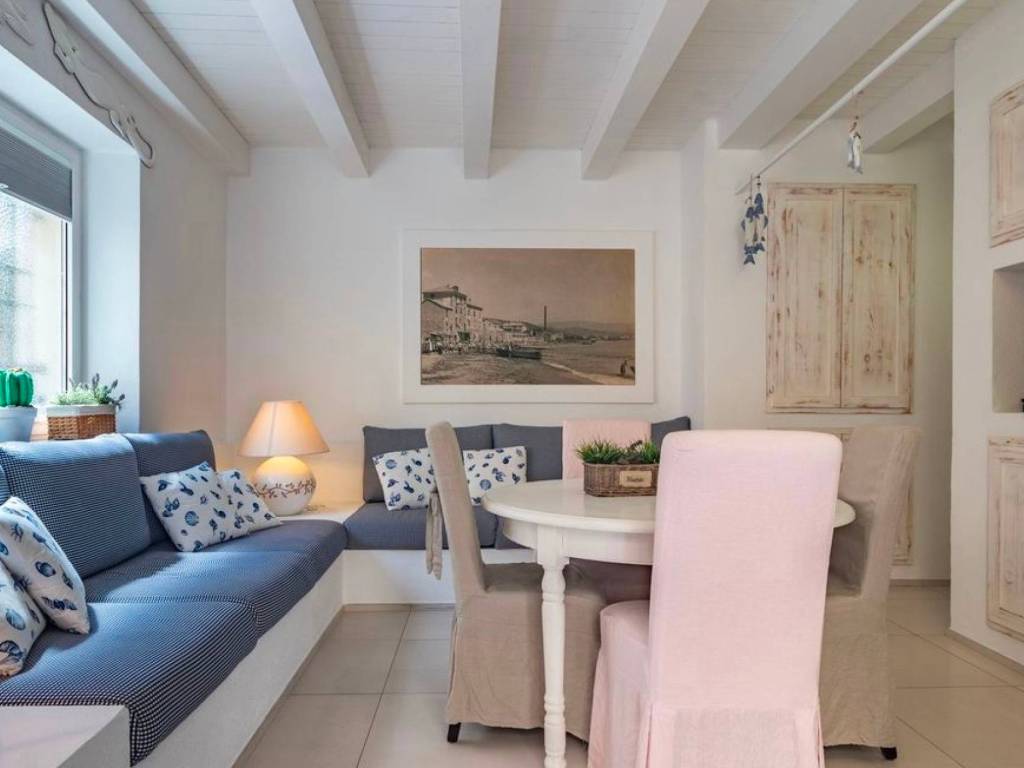 casa indipendente in vendita a Ceriale