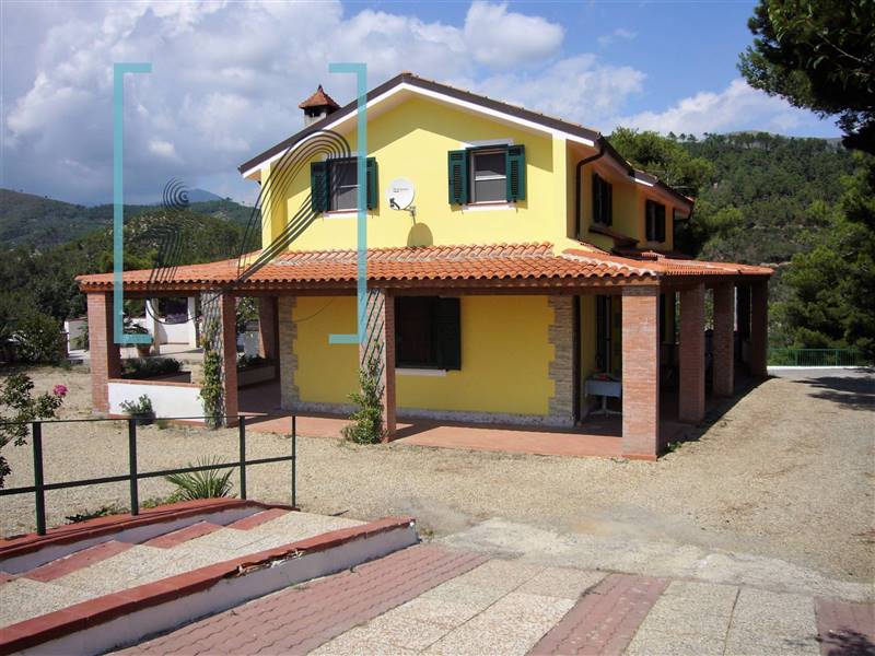 casa indipendente in vendita a Cisano sul Neva in zona Cenesi