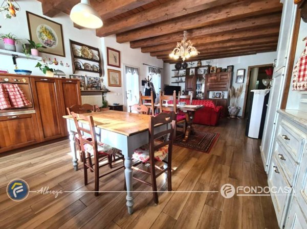 casa indipendente in vendita a Cisano sul Neva