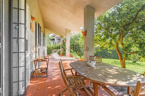casa indipendente in vendita a Cisano sul Neva in zona Pianboschi