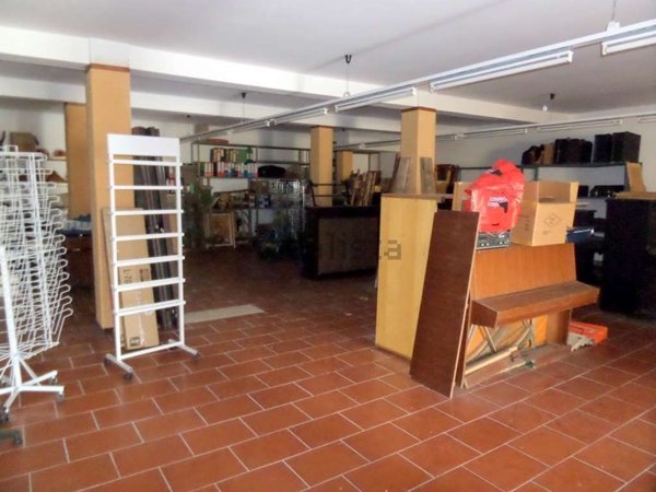 locale di sgombero in vendita a Cisano sul Neva in zona Pianboschi