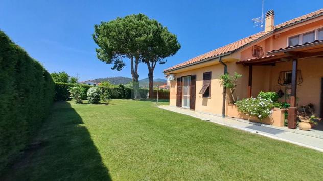 casa indipendente in vendita a Cisano sul Neva in zona Pianboschi