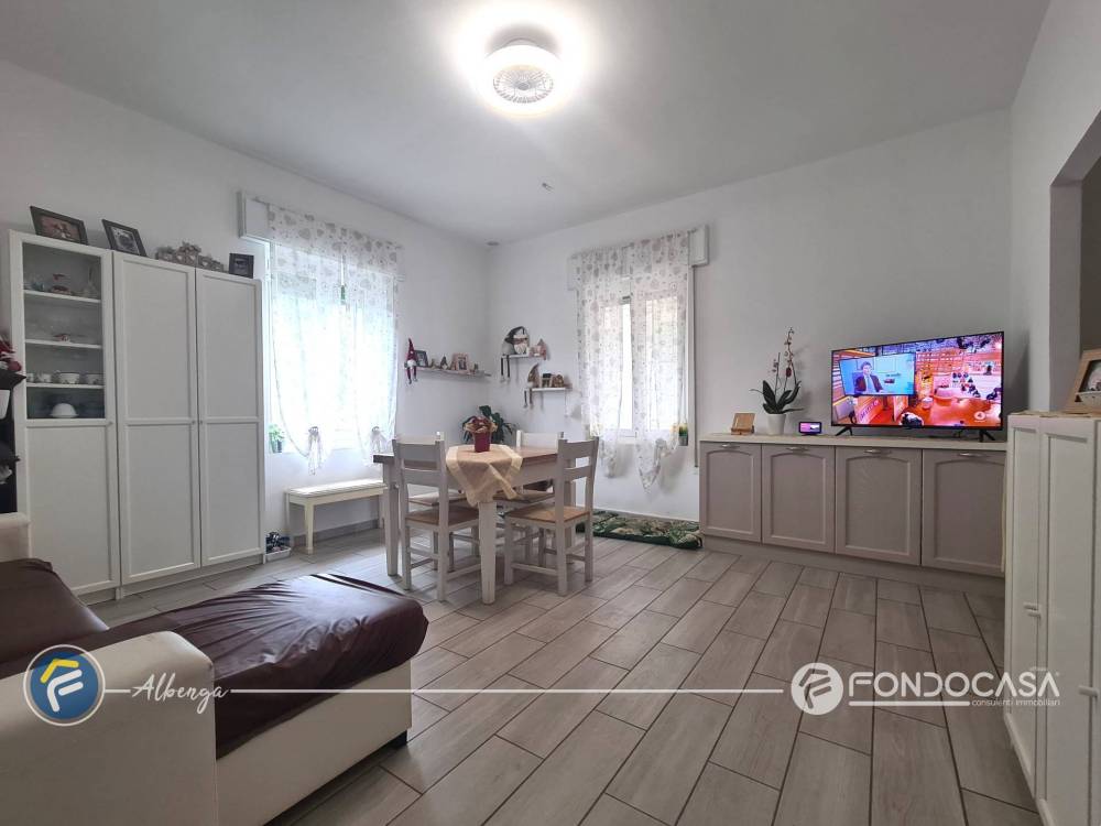 casa indipendente in vendita a Cisano sul Neva