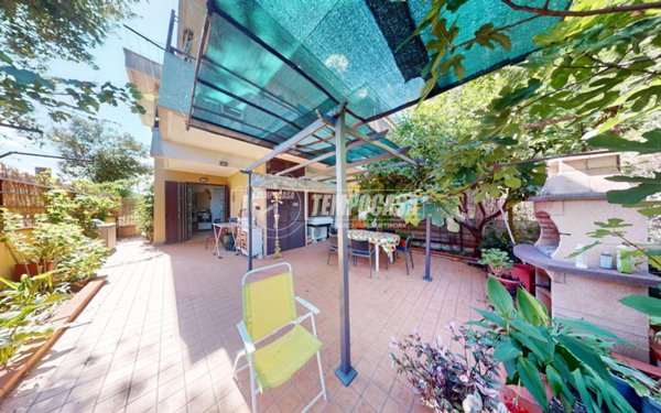 appartamento in vendita a Cisano sul Neva in zona Cenesi