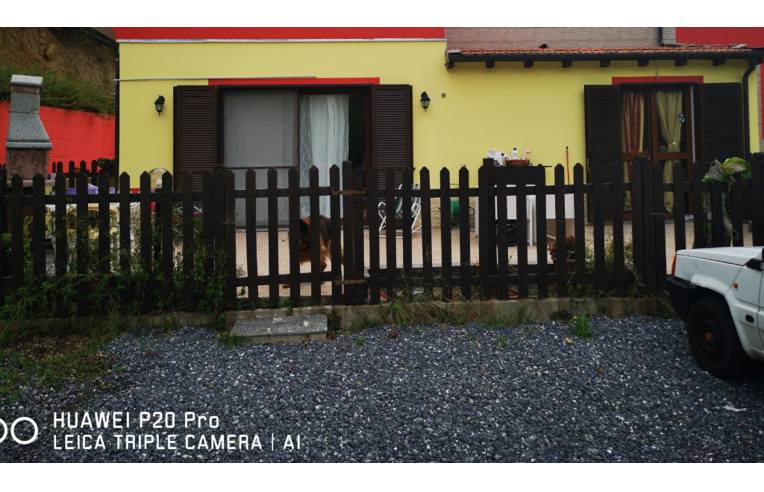 casa indipendente in vendita a Cisano sul Neva in zona Cenesi