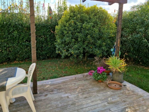 casa indipendente in vendita a Cisano sul Neva in zona Pianboschi