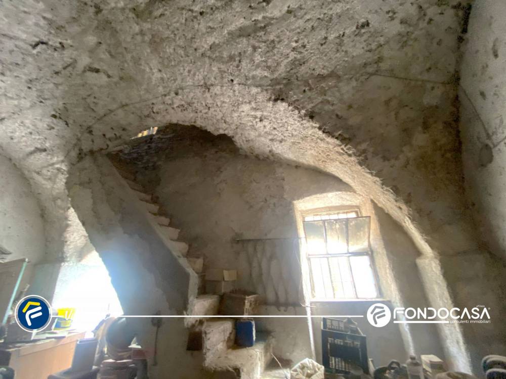 casa semindipendente in vendita a Cisano sul Neva in zona Conscente