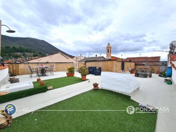 appartamento in vendita a Cisano sul Neva