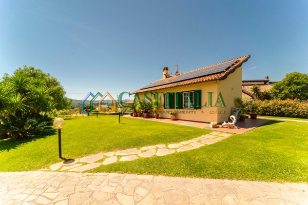 casa indipendente in vendita a Cisano sul Neva in zona Pianboschi