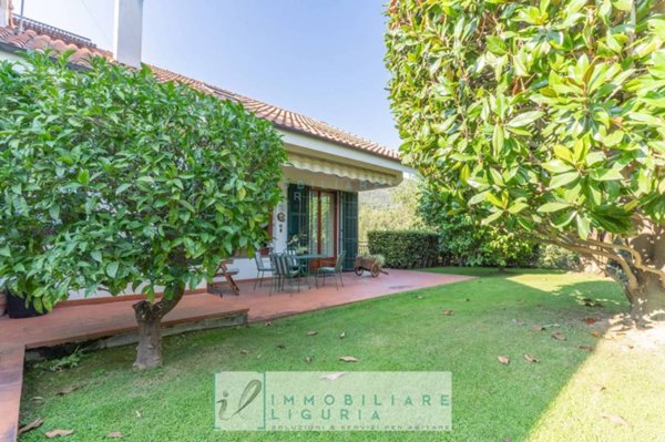 casa indipendente in vendita a Cisano sul Neva in zona Pianboschi