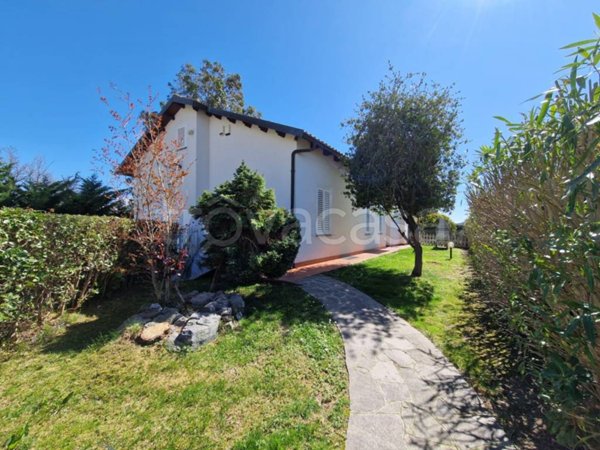 casa indipendente in vendita a Cisano sul Neva in zona Pianboschi