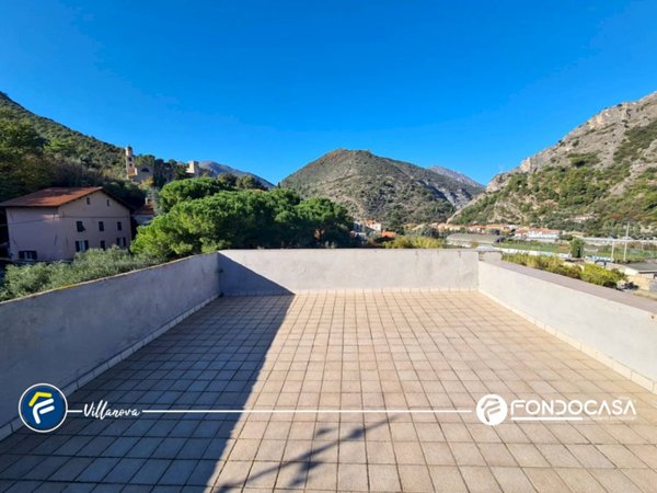 casa indipendente in vendita a Cisano sul Neva