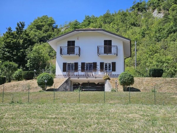 casa indipendente in vendita a Cosseria