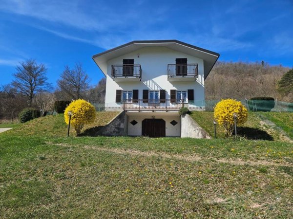 casa indipendente in vendita a Cosseria