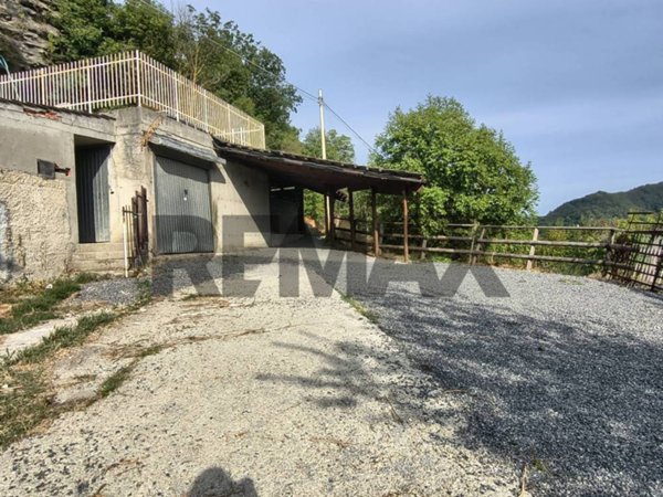 casa indipendente in vendita a Cosseria
