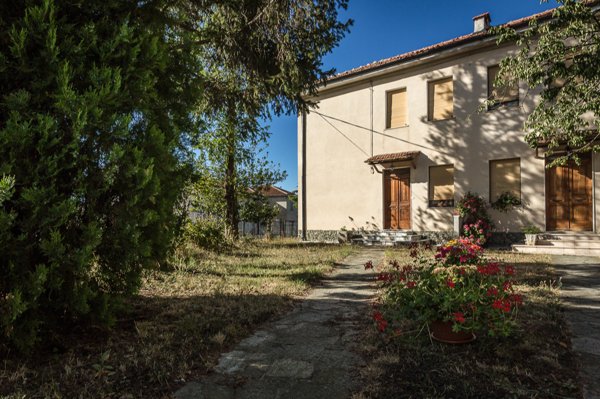 casa indipendente in vendita a Dego