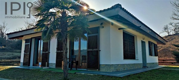 casa indipendente in vendita a Dego