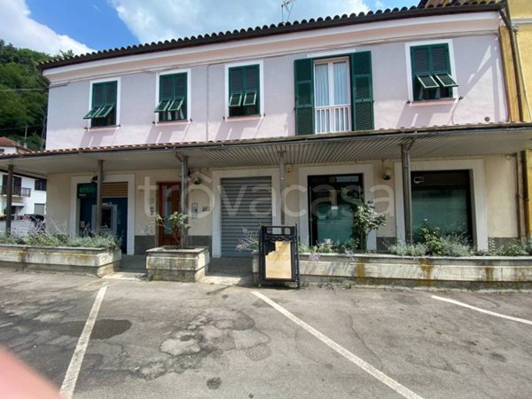 negozio in vendita a Dego