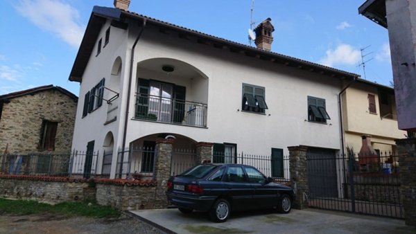 casa indipendente in vendita a Dego