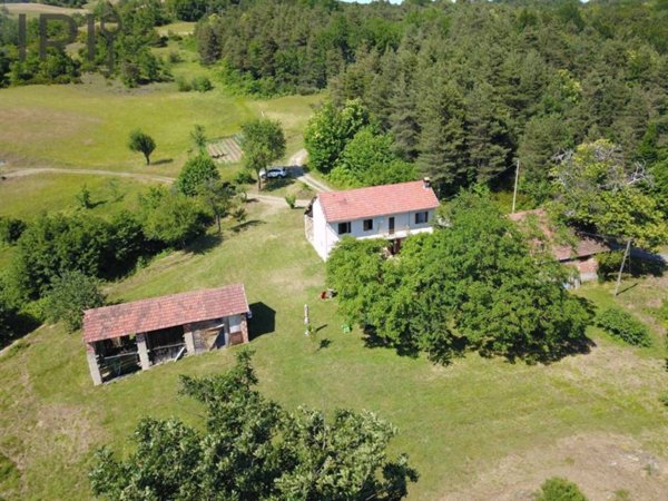 casa indipendente in vendita a Dego