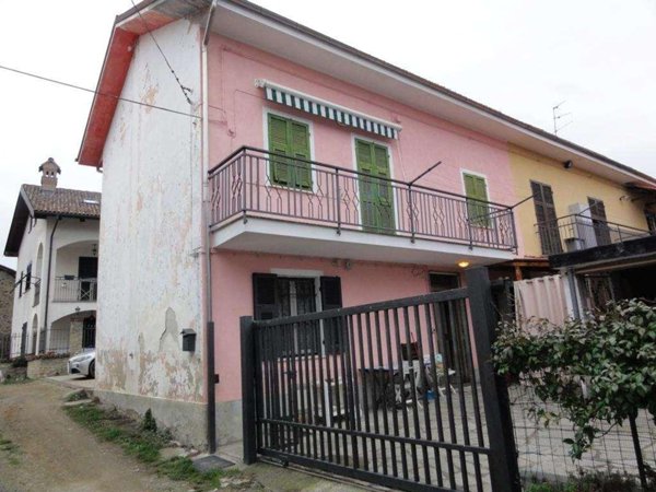 casa indipendente in vendita a Dego