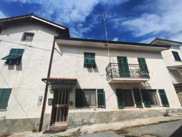 casa indipendente in vendita a Dego