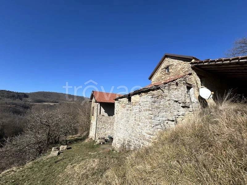casale in vendita a Dego