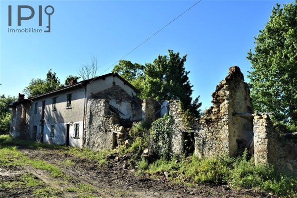 casa indipendente in vendita a Dego