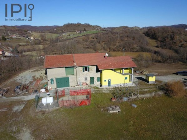 casa indipendente in vendita a Dego