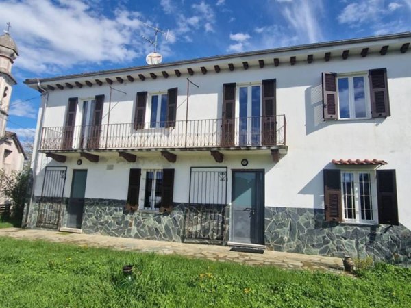 casa indipendente in vendita a Dego